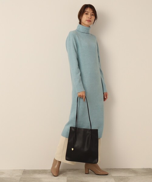 SHOO・LA・RUE(シューラルー)の「◆つまみハンドルトート(トートバッグ・レディース・ベージュ系/ブラック/グレー/ベージュ系6/ブラック系3/ブラウン系6・00)」の22枚目の写真