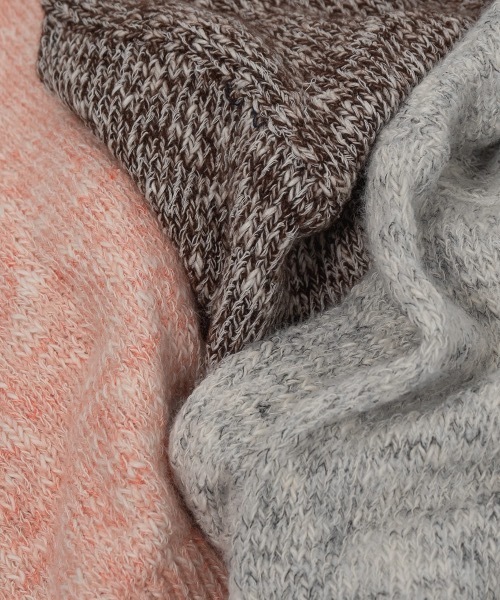 Amiur（エミレ）の「mix crew neck knit（ニット/セーター・レディース・ブラウン/グレー/ピンク・FREE）」の16枚目の写真