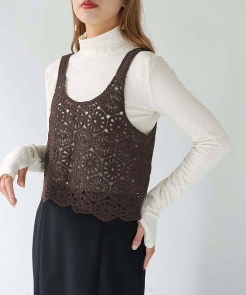 HER CLOSET（ハークローゼット）の「【shemoshelly】WEB限定かぎ針レース花柄ビスチェ（ベスト・レディース・ブラック/ブラウン/ベージュ・M）」の13枚目の写真