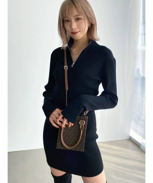 EMODA（エモダ）の「ハーフジップニットワンピース（ワンピース・レディース・グレー/ベージュ/ブラック/グリーン・FREE）」の17枚目の写真