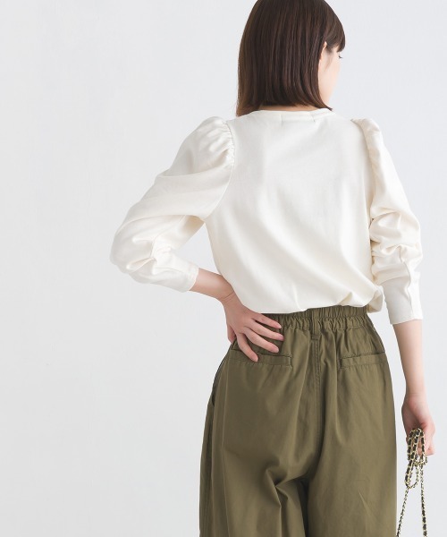 OMNES（オムネス）の「リブパワーショルダー長袖プルオーバー（その他トップス・レディース・オレンジ/ホワイト系その他/アイボリー/ブラック/オリーブ・FREE）」の16枚目の写真