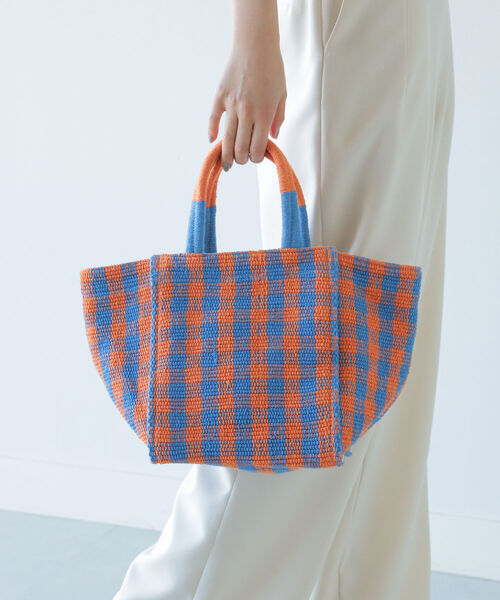 Ray BEAMS（レイビームス）の「Lilas Campbell × Ray BEAMS / 別注 チェック トートバッグ（トートバッグ・レディース・マルチ/ブラック・ONE SIZE）」の10枚目の写真