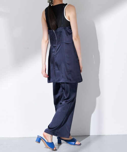 Solace（ソレイス）の「サテンキャミサロペット（サロペット/オーバーオール・レディース・ネイビー/ブラック・L/M）」の20枚目の写真