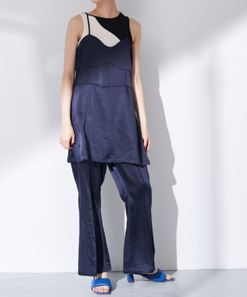 Solace（ソレイス）の「サテンキャミサロペット（サロペット/オーバーオール・レディース・ネイビー/ブラック・L/M）」の16枚目の写真