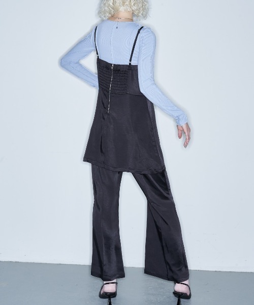 Solace（ソレイス）の「サテンキャミサロペット（サロペット/オーバーオール・レディース・ネイビー/ブラック・L/M）」の8枚目の写真