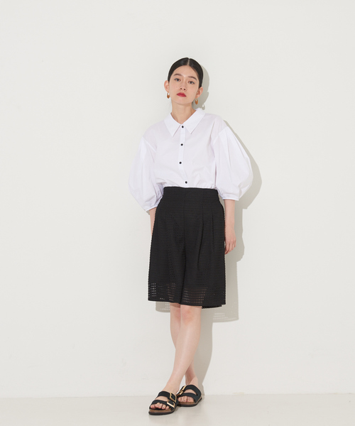 NOMINE(ノミネ)の「タックボリューム5分袖シャツ(シャツ/ブラウス・レディース・ブラック/カーキ/サックスブルー/ホワイト・フリー)」の19枚目の写真
