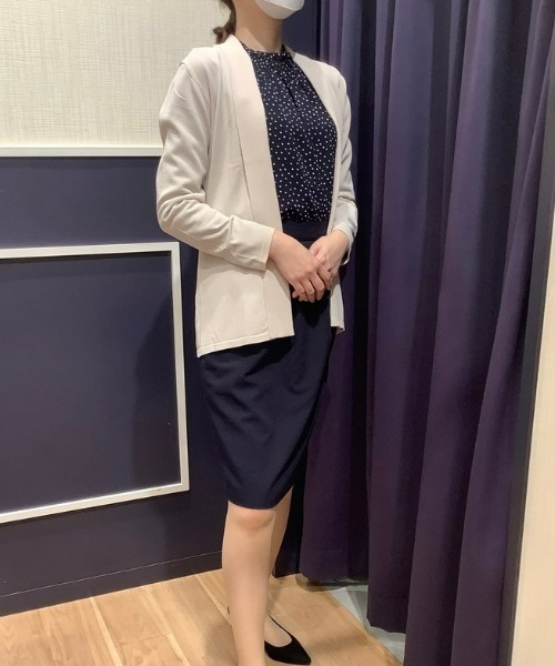 Pitta Re:)(ピッタリ)の「前立てリブトッパー ニットカーディガン(カーディガン/ボレロ・レディース・ネイビー/ブラック/ライトベージュ/イエロー×グリーン・M/L)」の3枚目の写真