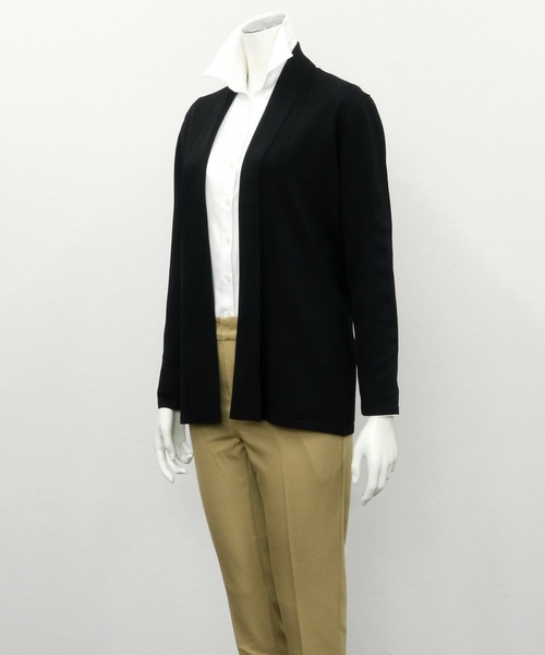 Pitta Re:)(ピッタリ)の「前立てリブトッパー ニットカーディガン(カーディガン/ボレロ・レディース・ネイビー/ブラック/ライトベージュ/イエロー×グリーン・M/L)」の9枚目の写真