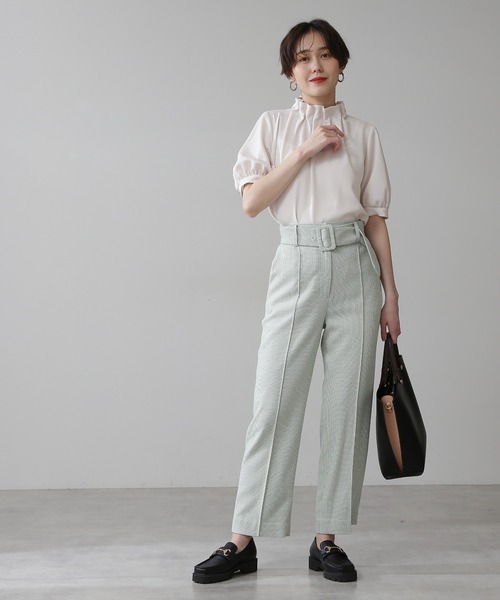 N.（N. Natural Beauty Basic）（エヌエヌナチュラルビューティーベーシック）の「◆ペーパーバック５分袖ブラウス（シャツ/ブラウス・レディース・オフホワイト/ブラック/グレー/ピンク/ライトグリーン・MEDIUM）」の6枚目の写真