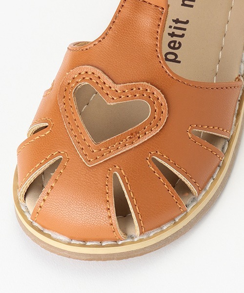 petit main（プティマイン）の「ハートサンダル（スニーカー・キッズ・オフホワイト/シルバー/キャメル・14cm/17cm/16cm/15cm/13cm）」の7枚目の写真