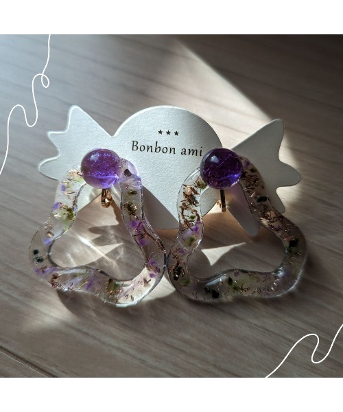 tone(トーン)の「【hazeleyes】大ぶりころころイヤリング(Bonbonami ボンボンアミ)(MA)(イヤリング・レディース・パープル/ピンク/イエロー/グリーン・FREE)」の3枚目の写真