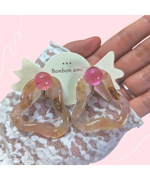 tone(トーン)の「【hazeleyes】大ぶりころころイヤリング(Bonbonami ボンボンアミ)(MA)(イヤリング・レディース・パープル/ピンク/イエロー/グリーン・FREE)」の7枚目の写真