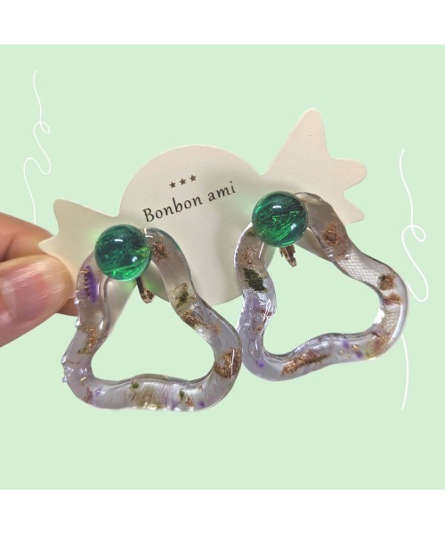 tone(トーン)の「【hazeleyes】大ぶりころころイヤリング(Bonbonami ボンボンアミ)(MA)(イヤリング・レディース・パープル/ピンク/イエロー/グリーン・FREE)」の6枚目の写真