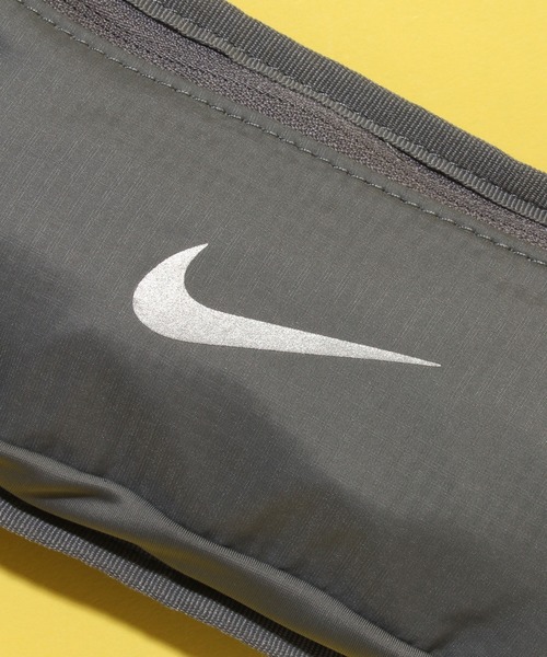 NIKE(ナイキ)の「【NIKE/ナイキ 】チャレンジャー 2.0 ウェストパック S(ボディバッグ/ウエストポーチ・メンズ・ブラック/スモークグレー・FREE)」の12枚目の写真