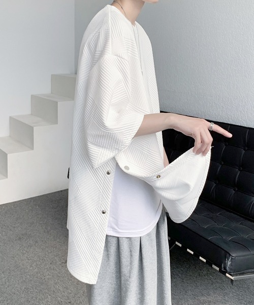 FVLMEN(フルメン)の「【FVLMEN】side slit button halfsleeve tee/サイド スリット ボタン ハーフスリーブ T(Tシャツ/カットソー・メンズ・ホワイト/ブラック/グレー・MEDIUM/LARGE/X-LARGE)」の9枚目の写真