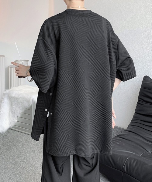 FVLMEN(フルメン)の「【FVLMEN】side slit button halfsleeve tee/サイド スリット ボタン ハーフスリーブ T(Tシャツ/カットソー・メンズ・ホワイト/ブラック/グレー・MEDIUM/LARGE/X-LARGE)」の20枚目の写真