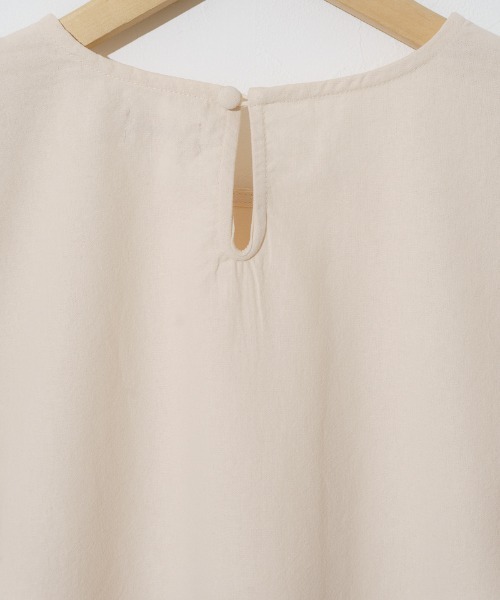 flower（フラワー）の「ショルダープリーツトップ（Tシャツ/カットソー・レディース・ブラウン/アイボリー・FREE）」の5枚目の写真