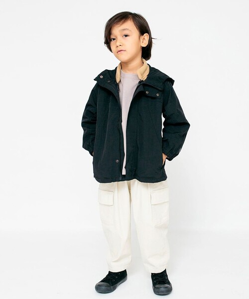 BRANSHES（ブランシェス）の「【男女兼用】3WAYマウンテンパーカー（パーカー・キッズ・ベージュ/ブラック・150/140/130/100/110/120）」の16枚目の写真