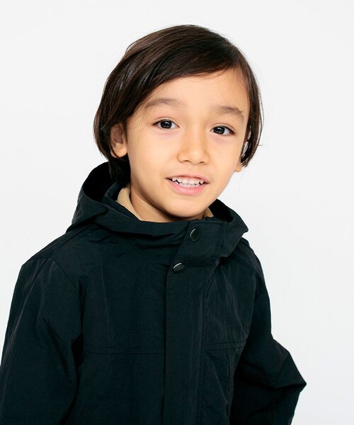 BRANSHES（ブランシェス）の「【男女兼用】3WAYマウンテンパーカー（パーカー・キッズ・ベージュ/ブラック・150/140/130/100/110/120）」の18枚目の写真