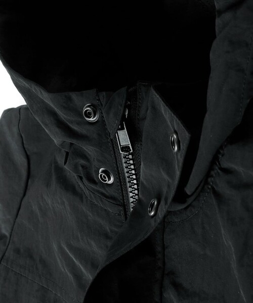 BRANSHES（ブランシェス）の「【男女兼用】3WAYマウンテンパーカー（パーカー・キッズ・ベージュ/ブラック・150/140/130/100/110/120）」の22枚目の写真