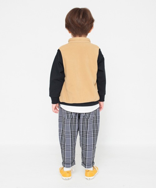 BRANSHES（ブランシェス）の「【男女兼用】3WAYマウンテンパーカー（パーカー・キッズ・ベージュ/ブラック・150/140/130/100/110/120）」の8枚目の写真