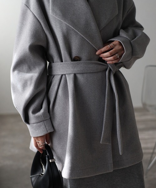 美品✨バーバリーロンドン　ショートコート ウール ウエストベルト グレー Bonjour Sagan（ボンジュールサガン）の「ウエストベルトバックタック