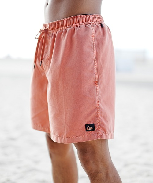 Quiksilver クイックシルバー　ボードショーツレッド チェック柄水着 Quiksilver（クイックシルバー）の「QUIKSILVER/クイック