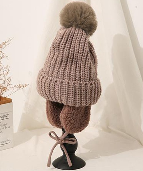DAY CLOSET(デイ クローゼット)の「【あったかもこもこボアイヤーカバー付き】ニットキャップ ヘッドウェア レディース 耳当て(ニットキャップ/ビーニー・レディース・ブラック/マスタード/モカ/チョコ/グレー/オフホワイト/アイボリー・ONE SIZE)」の10枚目の写真