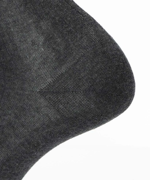 Calvin Klein(カルバン・クライン)の「【3足セット】Calvin Klein メンズ 抗菌防臭 ストライプ ビジネスソックス 92572200(ソックス/靴下・メンズ・その他1・25-27CM)」の12枚目の写真