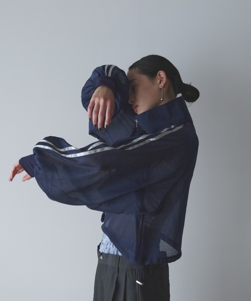 AIC.（エーアイシー）の「ダブルラインシアーブルゾン（ブルゾン・レディース・ブラック/アイボリー/ネイビー・FREE）」の18枚目の写真