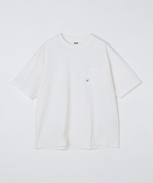 SHIPS（シップス）の「【WEB限定】SHIPS:〈汗染み防止加工〉ワンポイントロゴ ビッグシルエットヘビーウェイトTシャツ（Tシャツ/カットソー・メンズ・ホワイト系/グレー/ホワイト/チャコールグレー/ブラック・SMALL/X-LARGE/LARGE/MEDIUM）」の7枚目の写真