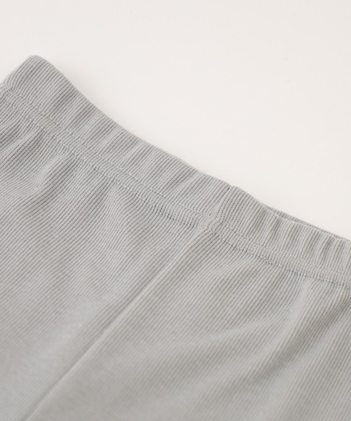 URBAN CHERRY(アーバンチェリー)の「【楽さらリブストレッチ】リブカットソーフレアパンツ(その他パンツ・キッズ・グレー/グリーン/ブラック・110cm/120cm/130cm/140cm/150cm)」の22枚目の写真