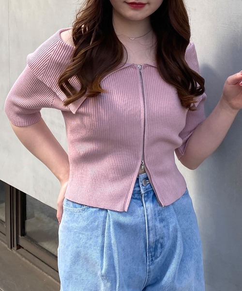 INGNI（イング）の「ビッグカラーフロントジップ半袖ニットカーディガン（Tシャツ/カットソー・レディース・ブラック/オフホワイト/ブルー/ピンク・M）」の4枚目の写真