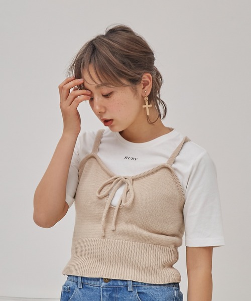 RUBY AND YOU（ルビーアンドユー）の「クロスイヤリング（イヤリング・レディース・ライトベージュ/ライトグリーン・FREE）」の4枚目の写真