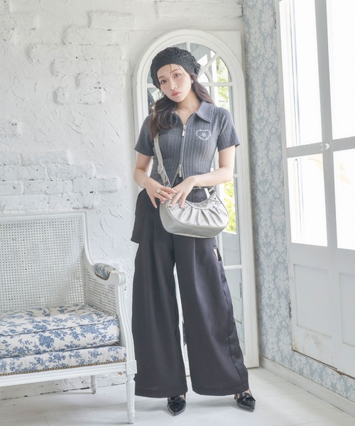 ANDGEEBEE（アンジービー）の「ダブルジップケーブルトップス（その他トップス・レディース・アイボリー/チャコールグレー・FREE）」の5枚目の写真