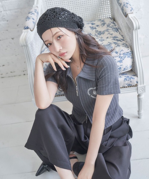 ANDGEEBEE（アンジービー）の「ダブルジップケーブルトップス（その他トップス・レディース・アイボリー/チャコールグレー・FREE）」の8枚目の写真