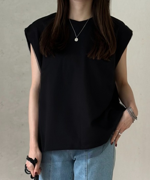 Per sist ence(パーシエンス)の「チュールドッキングノースリーブトップス(Tシャツ/カットソー・レディース・チャコールグレー/アイボリー/ブラック・FREE)」の3枚目の写真