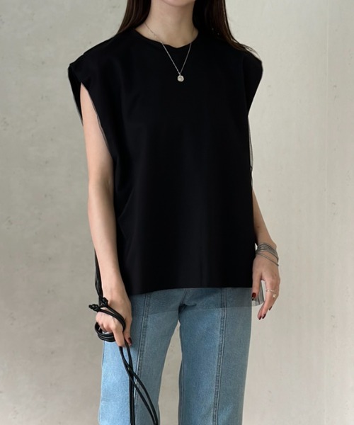 Per sist ence(パーシエンス)の「チュールドッキングノースリーブトップス(Tシャツ/カットソー・レディース・チャコールグレー/アイボリー/ブラック・FREE)」の22枚目の写真