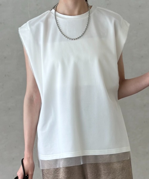 Per sist ence(パーシエンス)の「チュールドッキングノースリーブトップス(Tシャツ/カットソー・レディース・チャコールグレー/アイボリー/ブラック・FREE)」の5枚目の写真