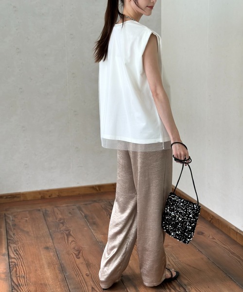 Per sist ence(パーシエンス)の「チュールドッキングノースリーブトップス(Tシャツ/カットソー・レディース・チャコールグレー/アイボリー/ブラック・FREE)」の13枚目の写真