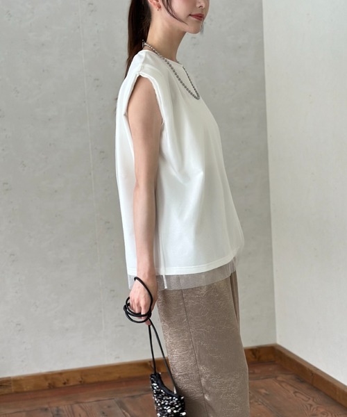 Per sist ence(パーシエンス)の「チュールドッキングノースリーブトップス(Tシャツ/カットソー・レディース・チャコールグレー/アイボリー/ブラック・FREE)」の10枚目の写真