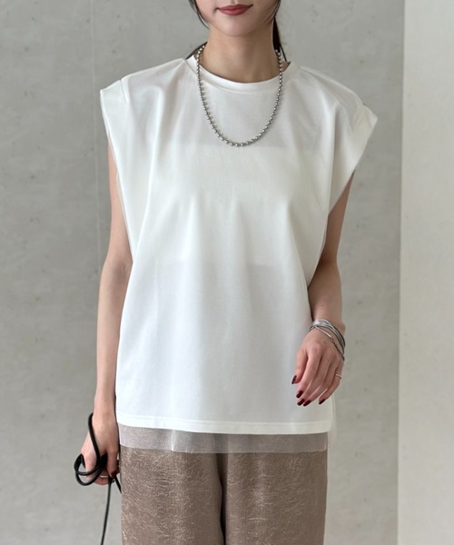Per sist ence(パーシエンス)の「チュールドッキングノースリーブトップス(Tシャツ/カットソー・レディース・チャコールグレー/アイボリー/ブラック・FREE)」の6枚目の写真