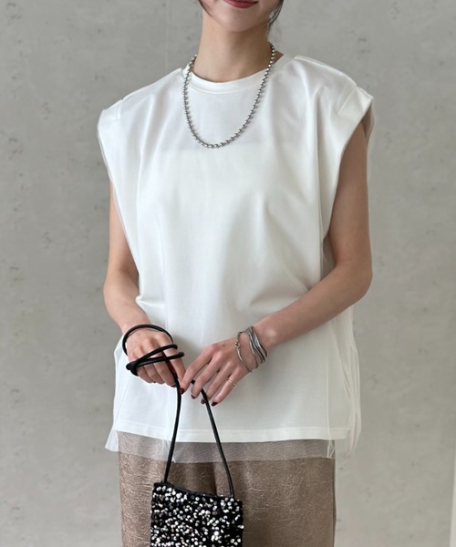 Per sist ence(パーシエンス)の「チュールドッキングノースリーブトップス(Tシャツ/カットソー・レディース・チャコールグレー/アイボリー/ブラック・FREE)」の7枚目の写真