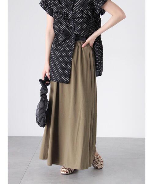 Lugnoncure(ルノンキュール)の「カットフレアスカート(スカート・レディース・ブラック/グレー/カーキ・F)」の3枚目の写真