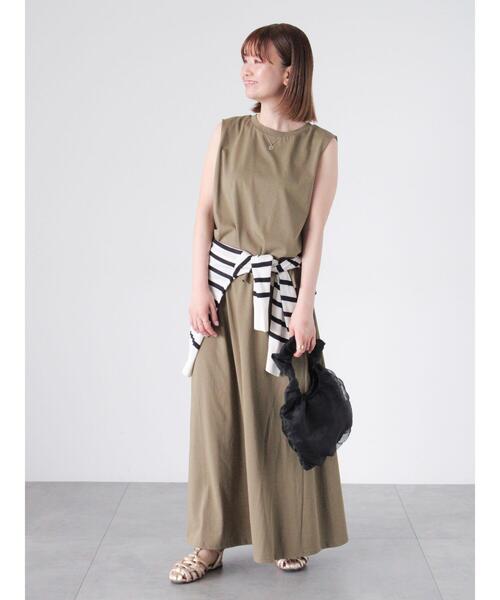 Lugnoncure(ルノンキュール)の「カットフレアスカート(スカート・レディース・ブラック/グレー/カーキ・F)」の17枚目の写真