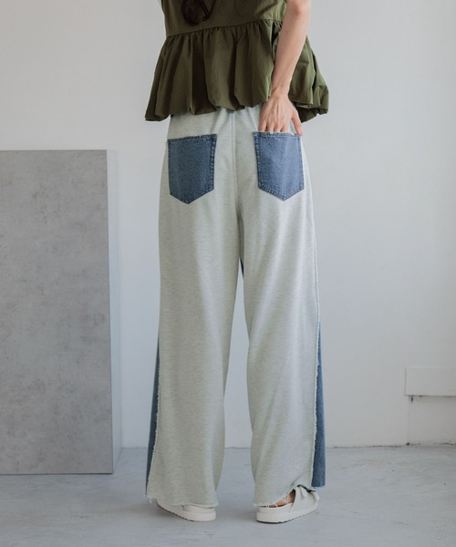 LOWRYS FARM（ローリーズファーム）の「スウェットキリカエデニムパンツ　128601（デニムパンツ・レディース・ブルー/ブラック・FREE）」の3枚目の写真