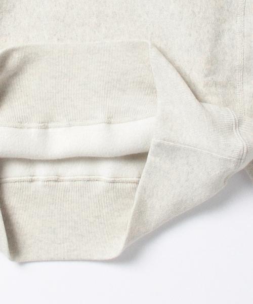 Champion（チャンピオン）の「CHAMPION / クルーネックスウェット（スウェット・レディース・オフホワイト/ブラック・SMALL）」の7枚目の写真