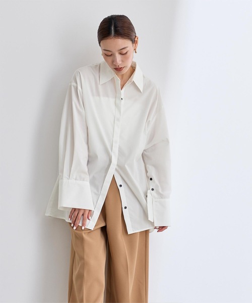 UR'S(ユアーズ)の「2wayワイドカフスシャツ(シャツ/ブラウス・レディース・ブルー/オフホワイト・S/M/L)」の10枚目の写真