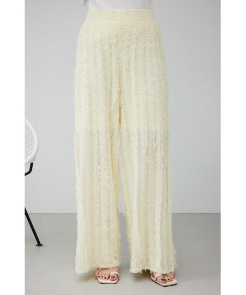 AZUL by moussy(アズールバイマウジー)の「シアーフリンジニットパンツ(スラックス・レディース・アイボリー/ブラック/グレー・SMALL/MEDIUM)」の17枚目の写真