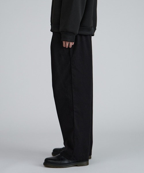 ROOPTOKYO(ループトウキョウ)の「ルーズシルエット ワイドチノパンツ(チノパンツ・メンズ・ベージュ/ブラック・L/XL/M)」の7枚目の写真